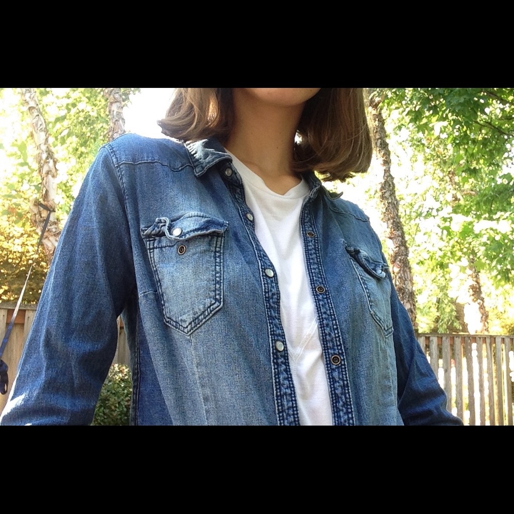 Cute lil jean jacket 🦋